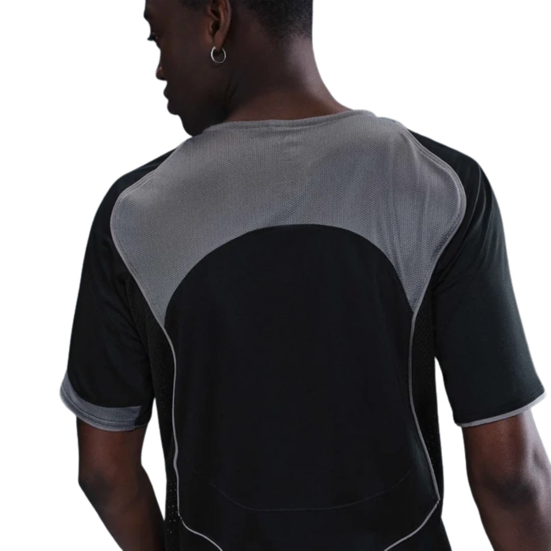 Total 90 Shirt - Black/Light Graphite/Gym Red/Sail