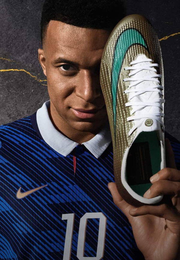 Mbappé Superfly