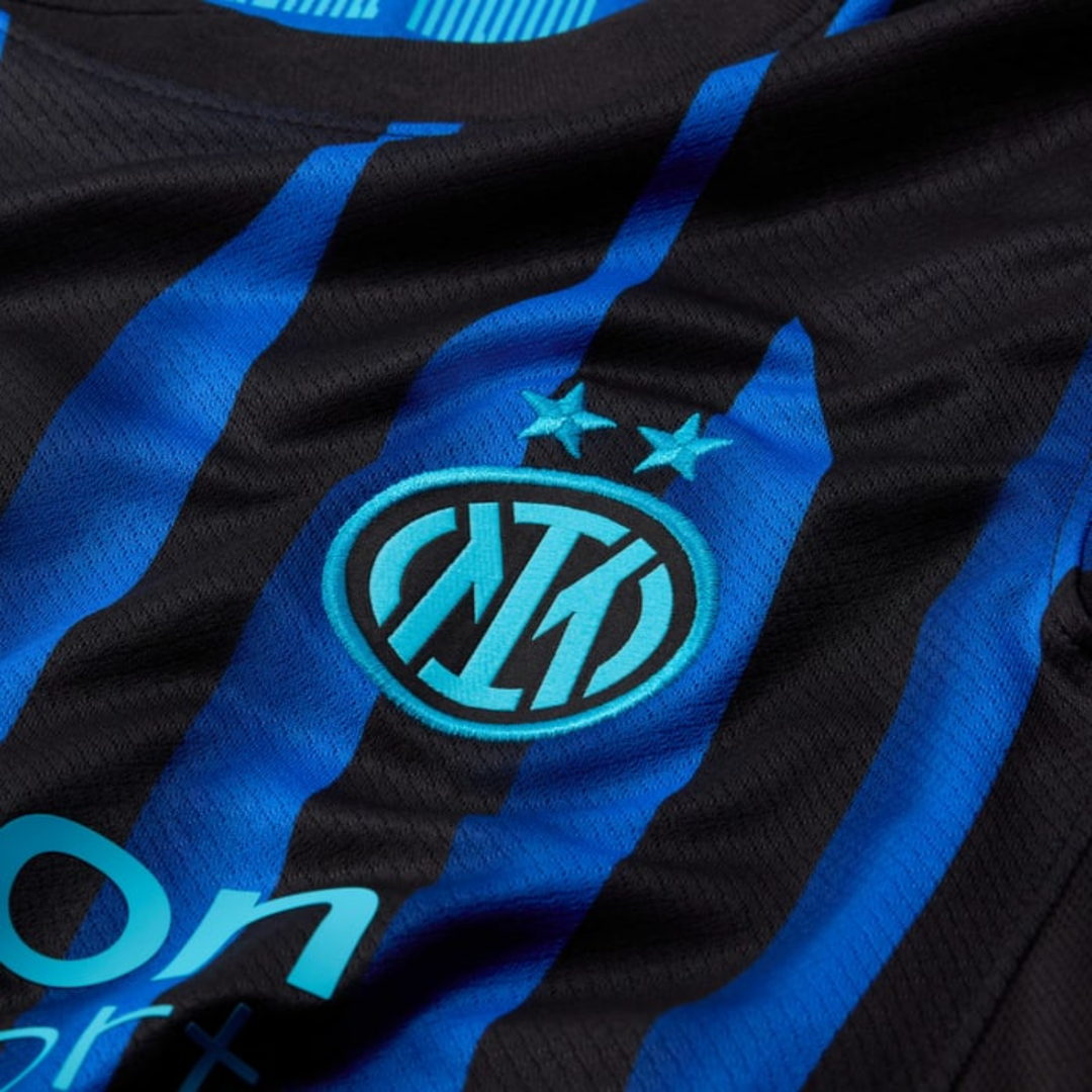 Inter Milan Youth Home Shirt 25/26 by Nike at NUMBER 10 - Buy Now!