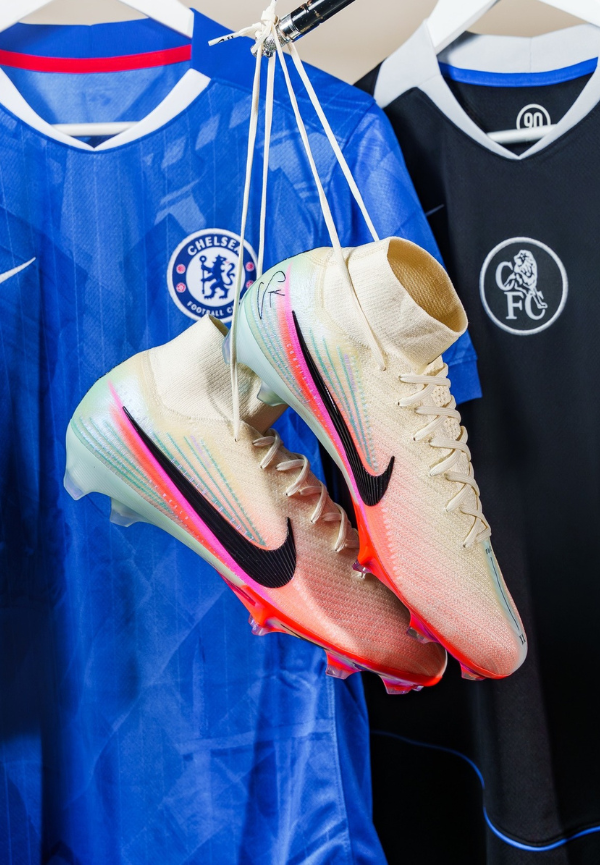 Mercurial x Sam Kerr