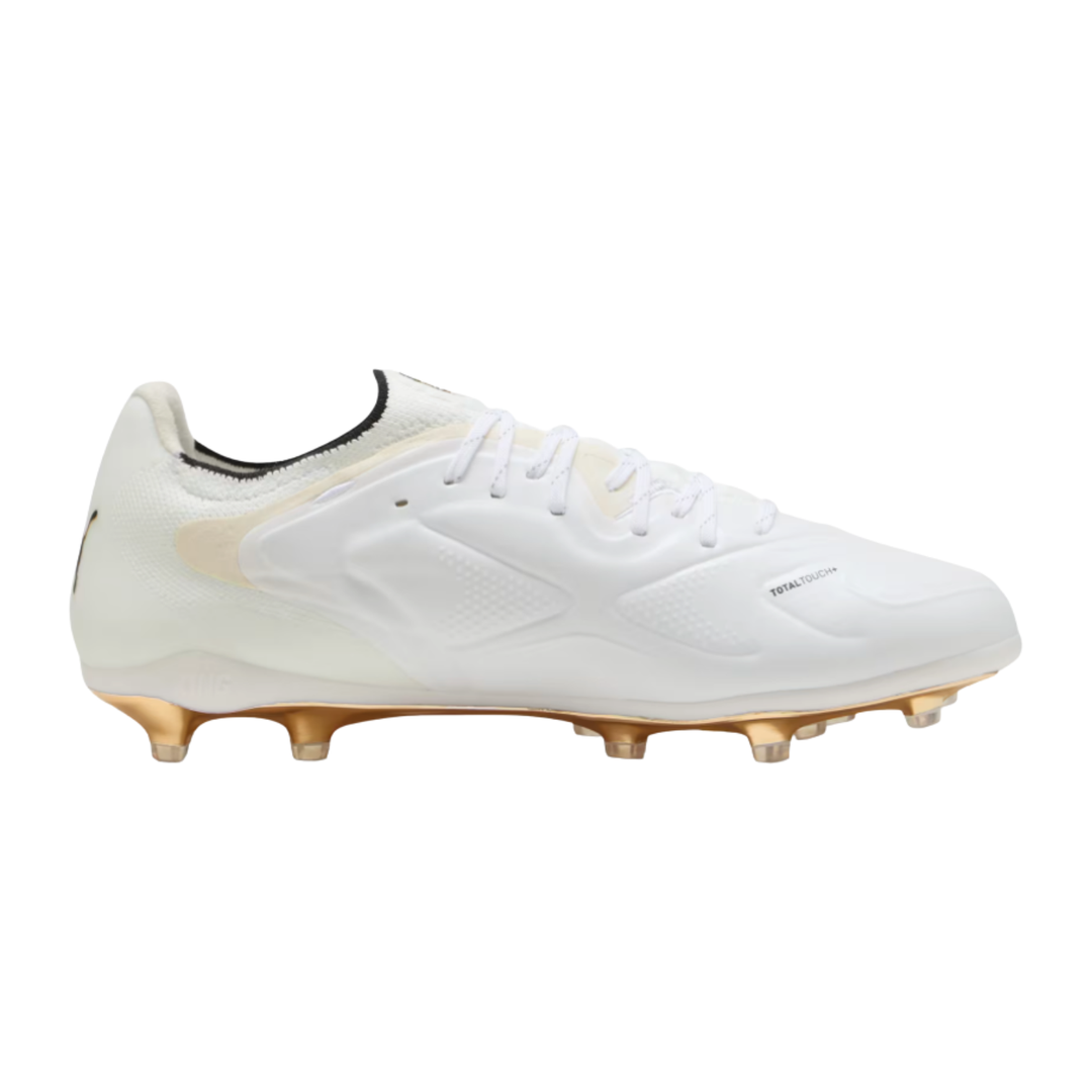 King 20 Ultimate FG - PUMA White/Metallic Gold/PUMA Black by Puma at NUMBER 10 - Buy Now!